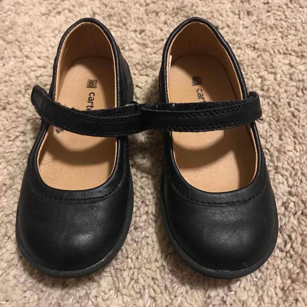 Carter’s Black Mary Jane girls shoes size 8